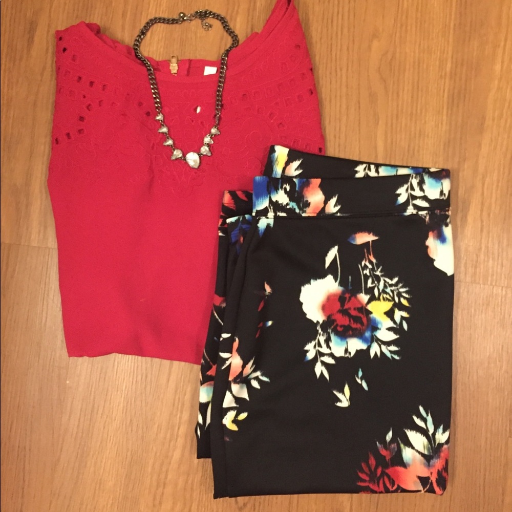 Xhilaration floral skirt